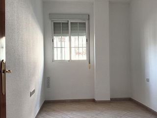 Piso en venta en Huelma