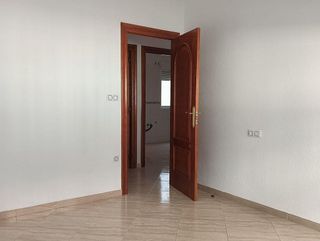 Piso en venta en Huelma