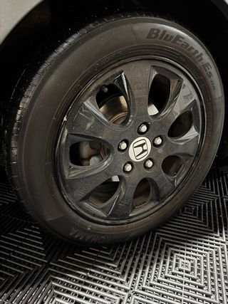 Llantas y ruedas Honda Accord 16” negociables