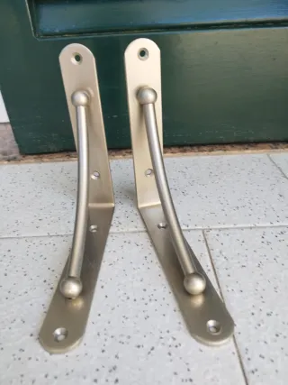 2 Reggimensola in metallo