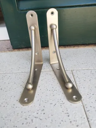 2 Reggimensola in metallo