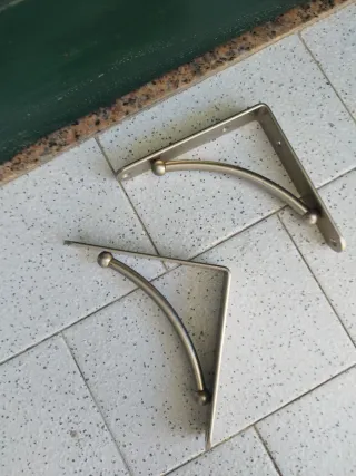 2 Reggimensola in metallo