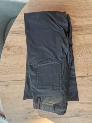 Pantalón Bershka negro sin estrenar