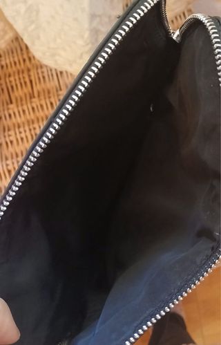 Mochila Desigual flores negra y morada