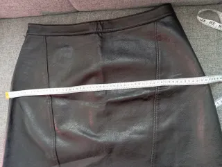 Falda Zara Piel Negra