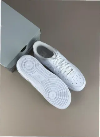 Nike Air Force 1 Low '07 Talla 40