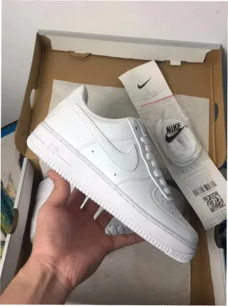 Nike Air Force 1 Low '07 Talla 41 Blancas