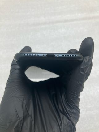 iPhone SE 2022 64GB Nero - Batteria 100%