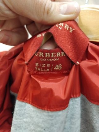 Chaqueta Impermeable Burberrys Talla 46 Roja