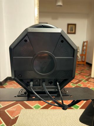 Volante Thrustmaster T598 y Base de pedales y vol