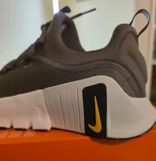 Nike Free Metcon 6 Gris Multicolor