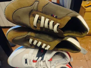 Zapatillas deportivas marrones y blancas Todos 25