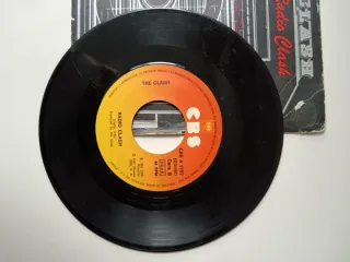 The Clash This is Radio Clash Vinilo