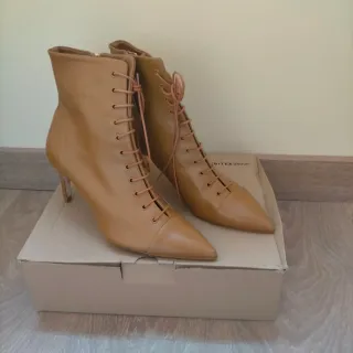 Botines Zara  Piel Cordones 37 Nuevos