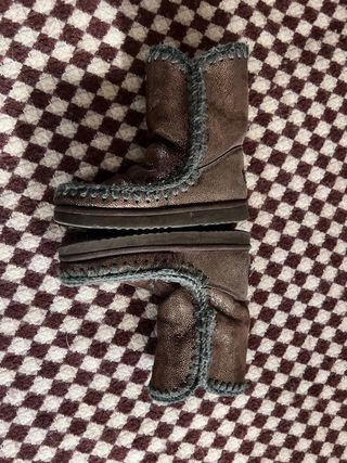 Botas Mou