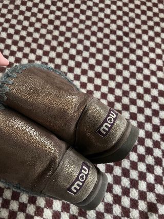 Botas Mou