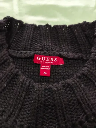 Jersey Guess negro trenzado