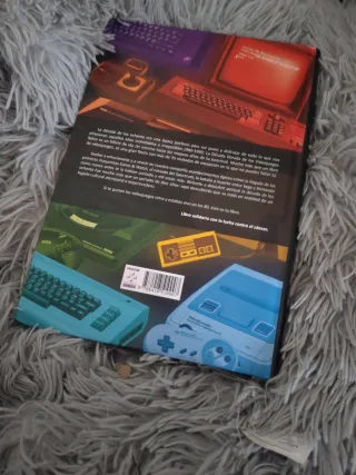 Libro 1980-1990: Década Dorada Videojuegos Retro