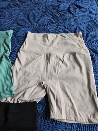 Shorts elásticos mujer