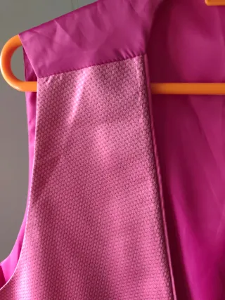 Chaleco de boda rosa y corbata