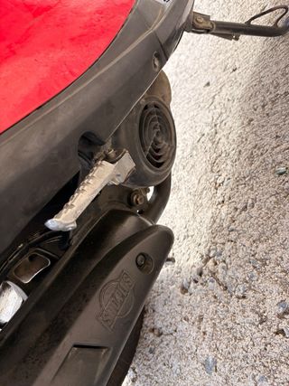 Yamaha Jog R 50cc Scooter