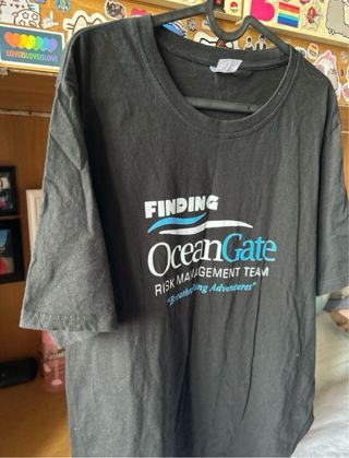 t-shirt maglietta dark humor Ocean Gate