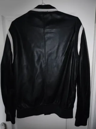 Chaqueta Zara Negra Bomber