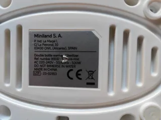 Calienta biberones Miniland.