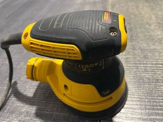 DEWALT DWE6423-QS Lijadora orbital aleatoria 280W