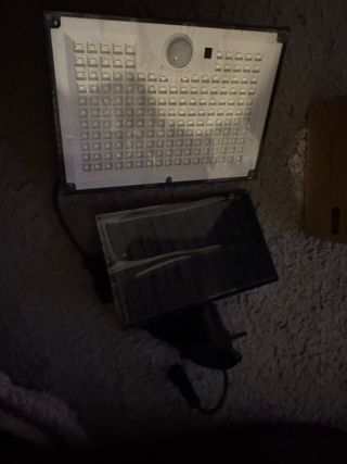 Luz Solar LED con Sensor de Movimiento