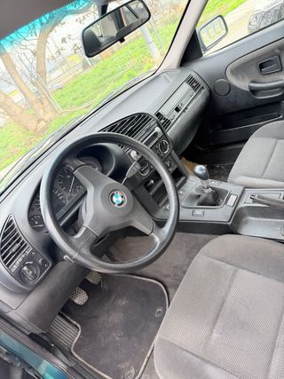 BMW E36 320i 2002