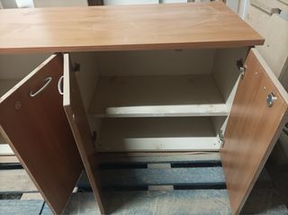 Mueble de oficina de madera