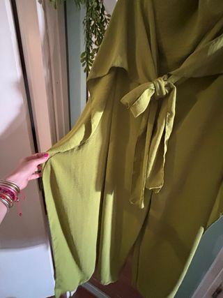 Mono verde nuevo talla única