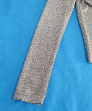 Top plateado asimétrico