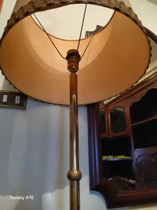 Lámparas de pie, latón bronce