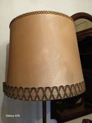 Lámparas de pie, latón bronce