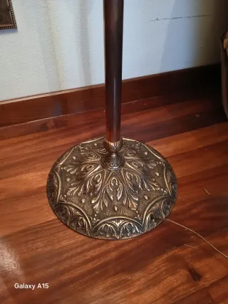 Lámparas de pie, latón bronce