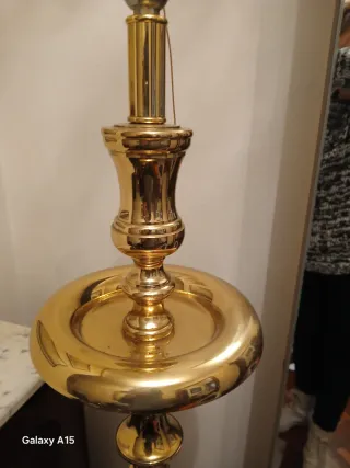 Lámparas de pie, latón bronce