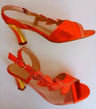 PROMO Zapatos Naranja Talla 39