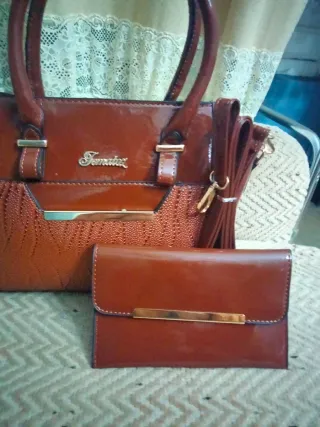 Bolso y cartera Famatex marrón