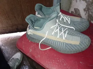 Adidas Yeezy 350 V2 Israfil Gris Verde