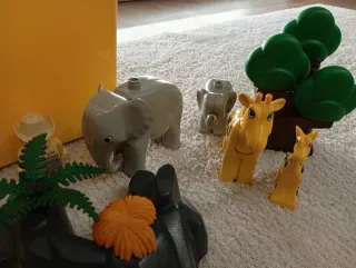 Lote Playmobil con caja