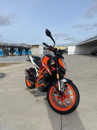 KTM Duke 390 NAKED