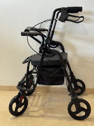 Andador/Silla de ruedas para mayores