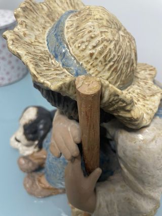 Figura Lladró El niño granjero