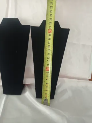 Set di 3 espositori per collane