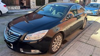 Opel Insignia Cosmo 2011