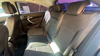 Opel Insignia Cosmo 2011