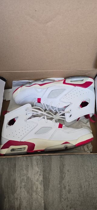 Zapatillas Jordan Blancas y Rosas Talla 37.5