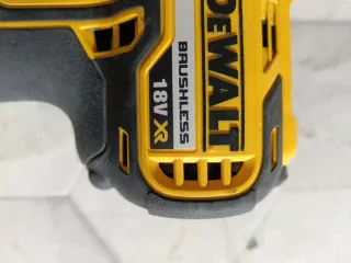 Taladro Atornillador Dewalt 18V XR Brushless